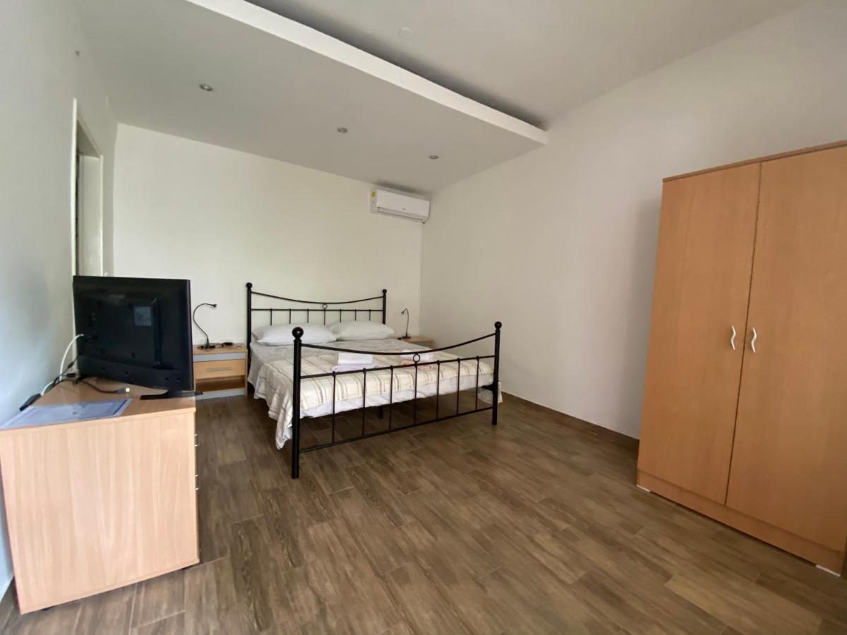 Apartments Tajana Novigrad Istria Exterior foto