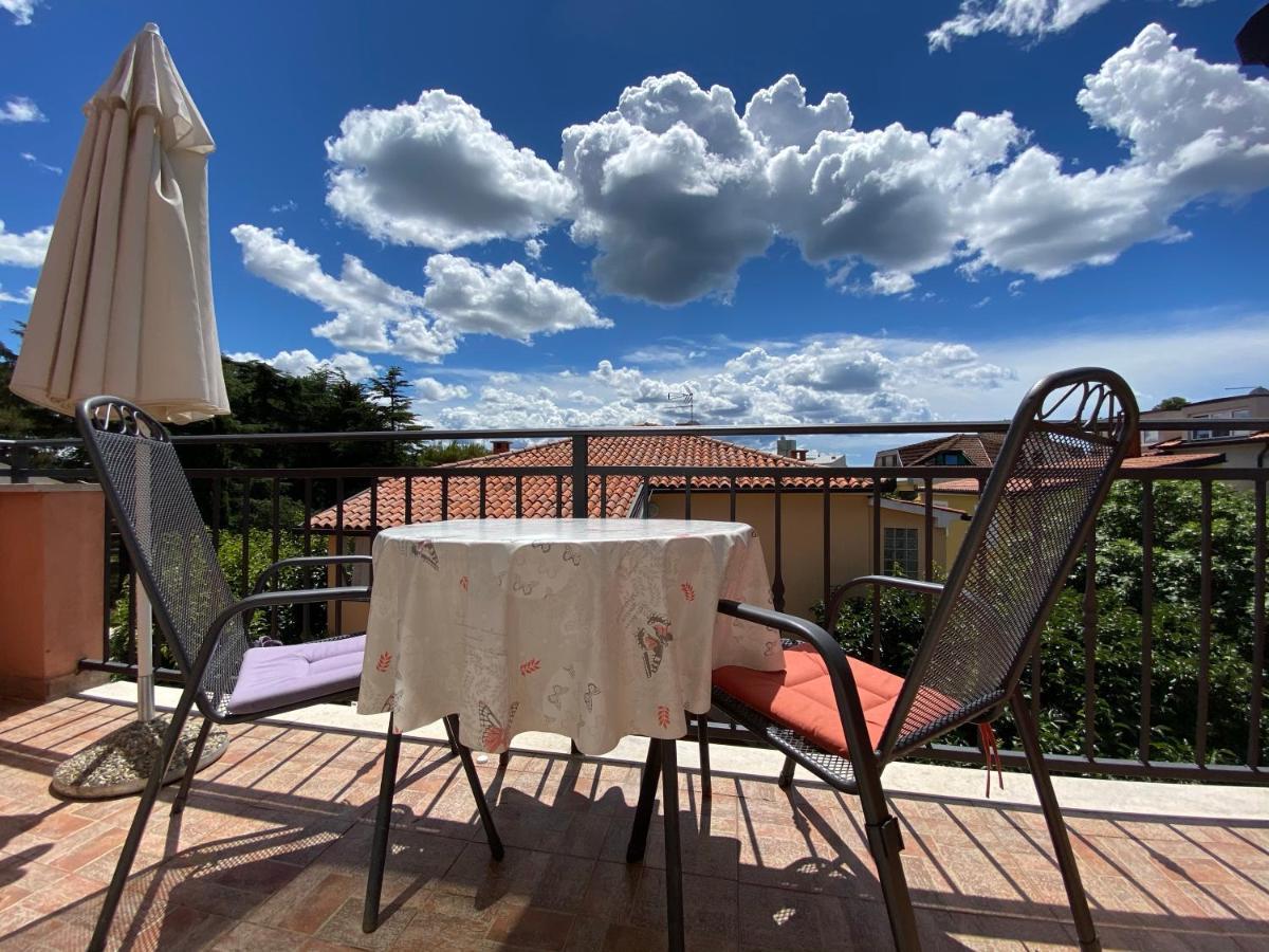 Apartments Tajana Novigrad Istria Exterior foto